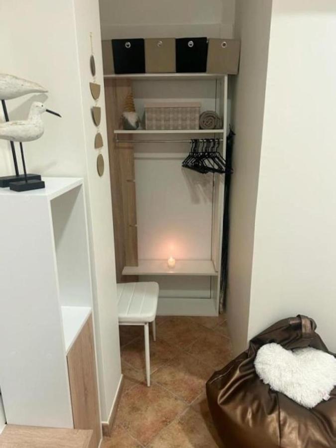 Holibai, Rulina , Single Private Ensuite, Байона Экстерьер фото